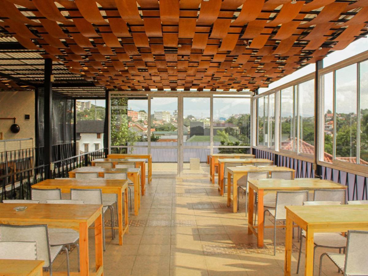 Rion Hostel Bogor Kültér fotó