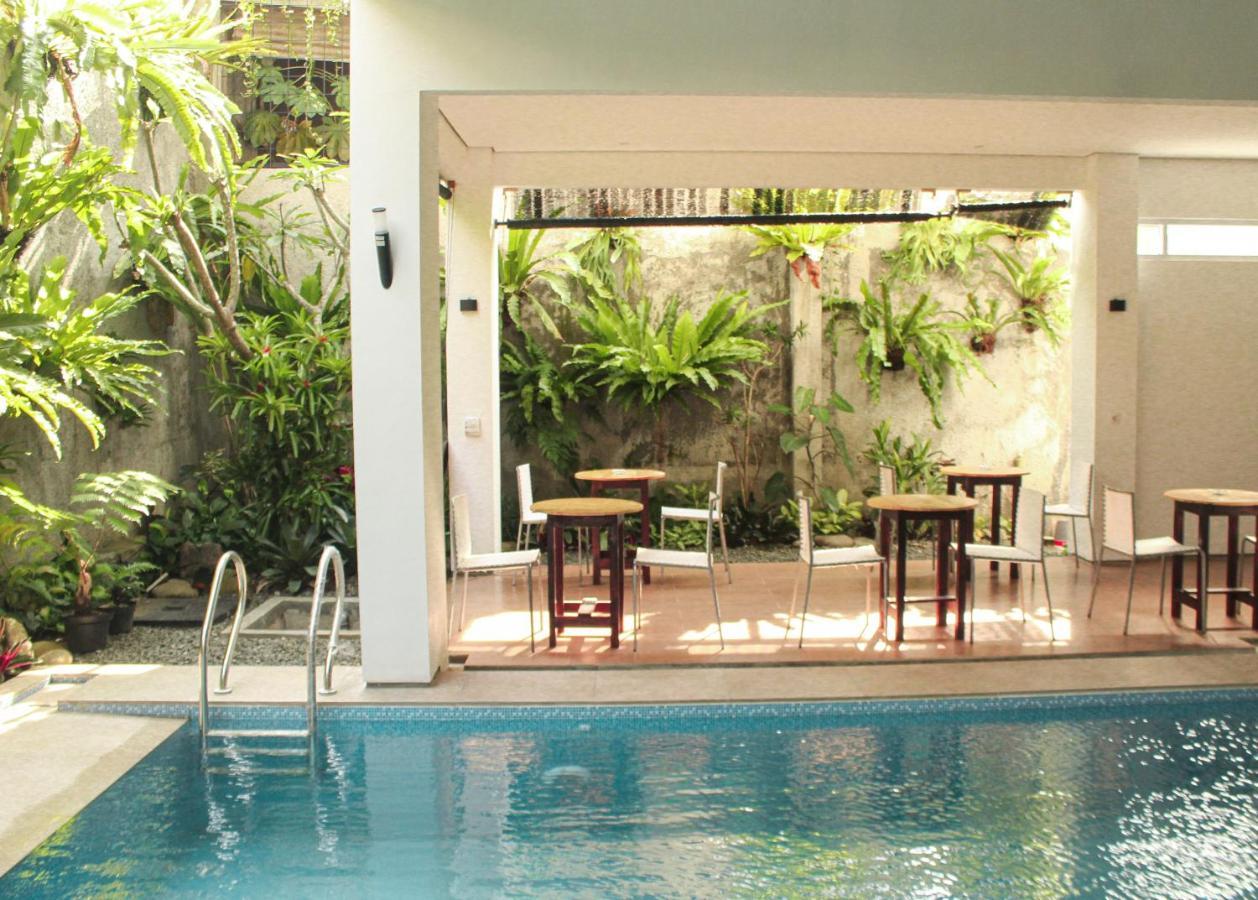 Rion Hostel Bogor Kültér fotó